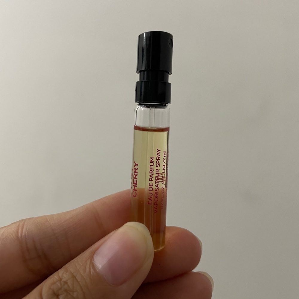 Tom Ford Lost Cherry 2 ml - Picture 6 of 6